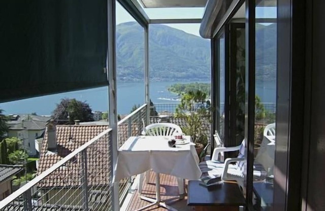 Holiday apartment Locarno (Stadt) for 1 - 4 persons with 2 bedrooms - Holiday apartment in one or mu