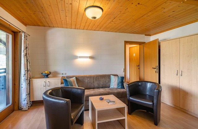 Holiday Apartment "Nr 23 Haus Voglreiter" with Mountain View, Balcony & Wi-Fi