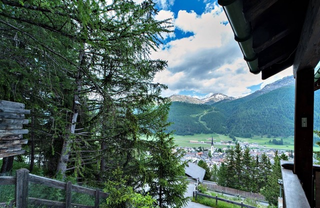 Holiday apartment Zuoz for 5 persons with 2 bedrooms - Holiday apartment