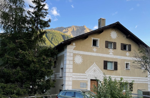 Holiday apartment Zuoz for 1 - 6 persons with 3 bedrooms - Holiday apartment in one or multi-family