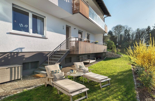 Holiday flat "Panorama-Suite" with valley view, private garden and infrared sauna