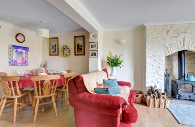 Holiday Home Cilybebyll by Interhome