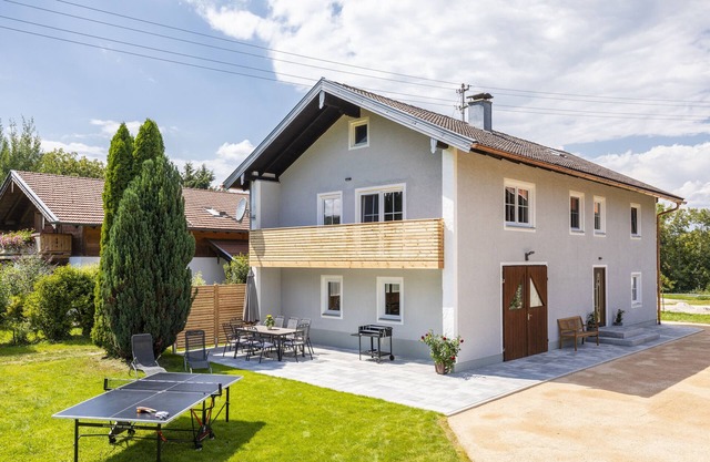 Holiday Home 'Ferienhaus Waldherr' with Private Terrace, Private Garden and Wi-Fi