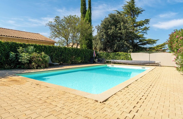 Holiday Home 'Grand Gîte De Tante Berthe' with Mountain View, Shared Pool and Wi-Fi