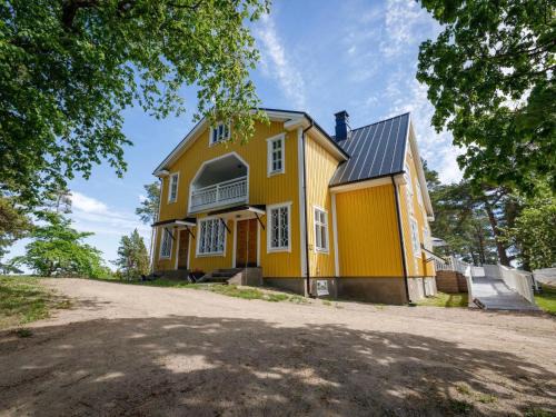 Holiday Home Kapteenin huvilat by Interhome