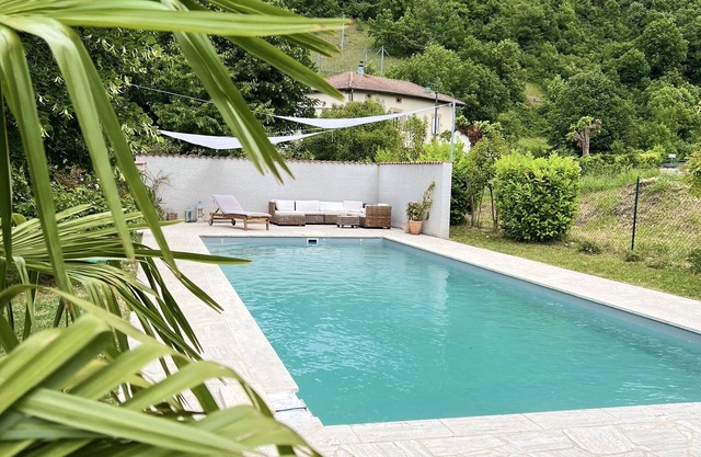 Holiday Home 'Maison Avec Vue Sur Le Vercors' with Mountain View, Private Pool and Wi-Fi