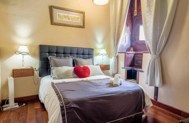 Holiday Home near the beach "Casa Tradicional Canaria" with Roof Terrace & Wi-Fi