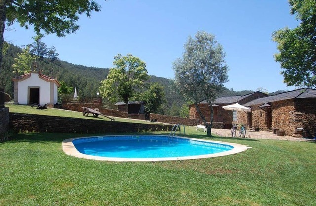 Holiday house Cinfães for 1 - 6 persons with 3 bedrooms - Holiday home