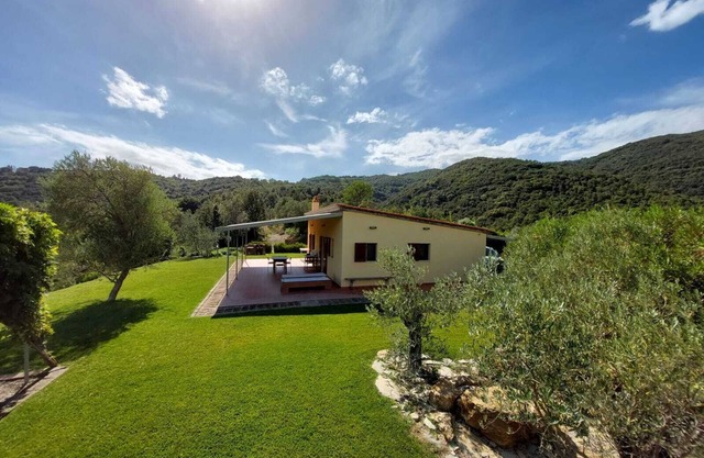 Holiday house in an idyllic secluded location - nature and culture - near the sea - all year round
