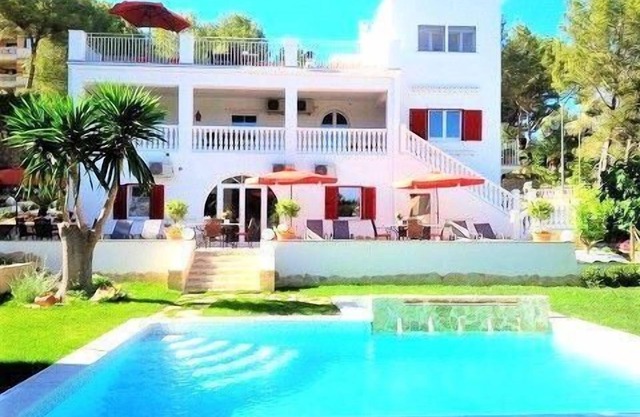 Holiday house Peguera for 10 - 12 persons with 6 bedrooms - Holiday house