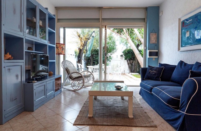 Holiday house Santa Marinella for 1 - 4 persons with 2 bedrooms - Holiday home
