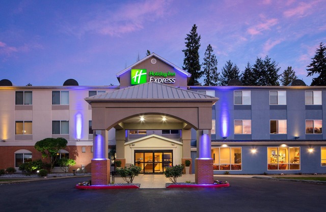 Holiday Inn Express Bothell by IHG