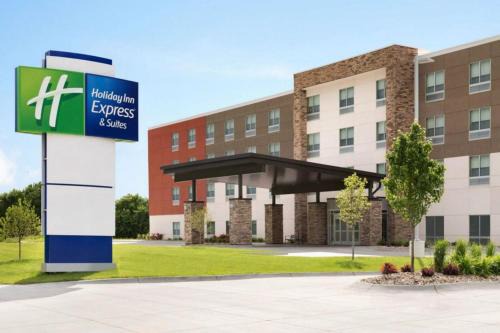 Holiday Inn Express & Suites Ft Worth-Haltom City an IHG Hotel