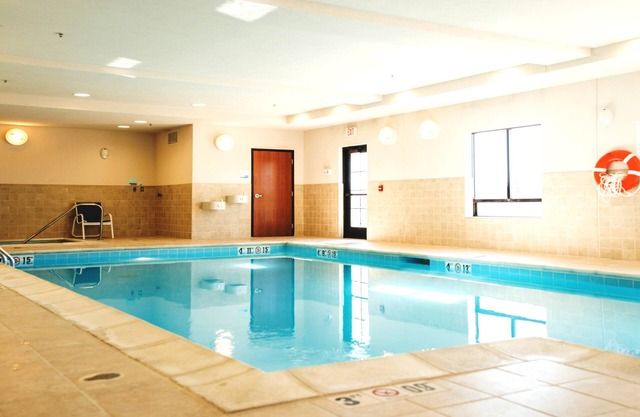 Holiday Inn Express & Suites Morton - Peoria Area by IHG