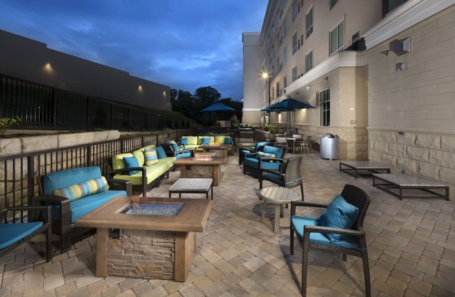 Holiday Inn & Suites Arden - Asheville Airport by IHG