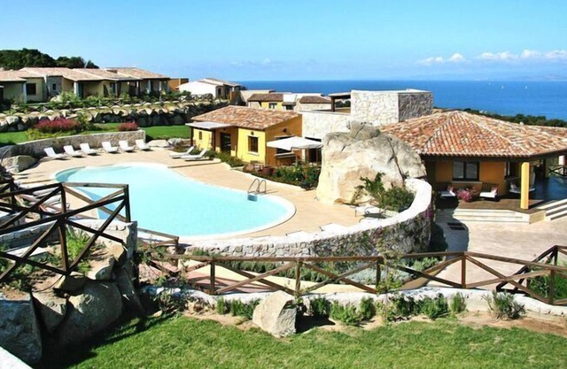 Holiday Residence Punta Falcone