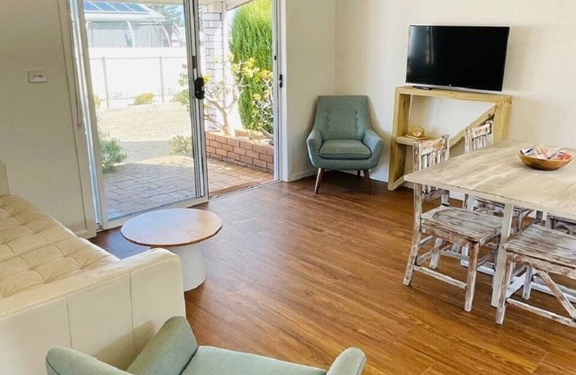 Holiday unit 1 in Port Victorian