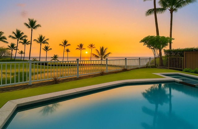 Holua Moana Hale: Spectacular Oceanfront Home with Private Pool & Spa