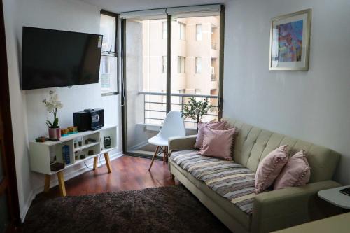 HOM l Depto 3PAX 2D1B en Merced Santiago