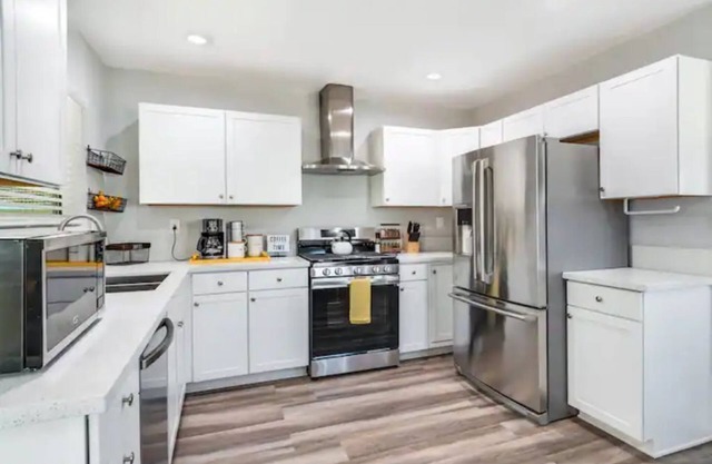 Home near Casino/NosCenter/Hospital/Glen Helen!