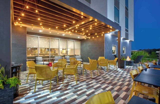 Home2 Suites By Hilton Huntsville, Tx