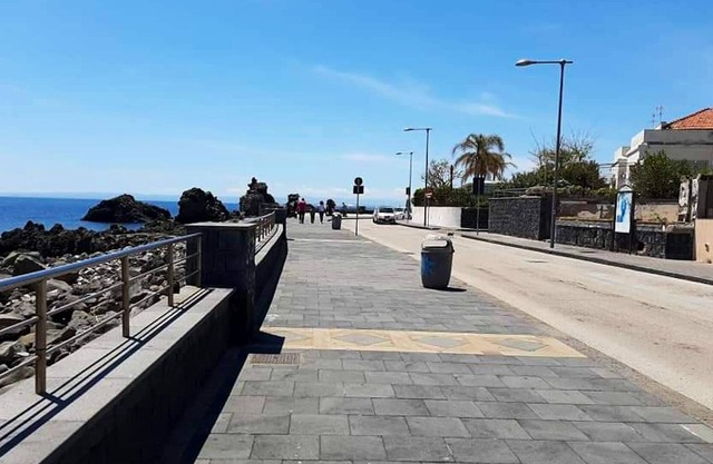 Homerez - 10m from the beach! Apartment for 2 people in Aci Trezza