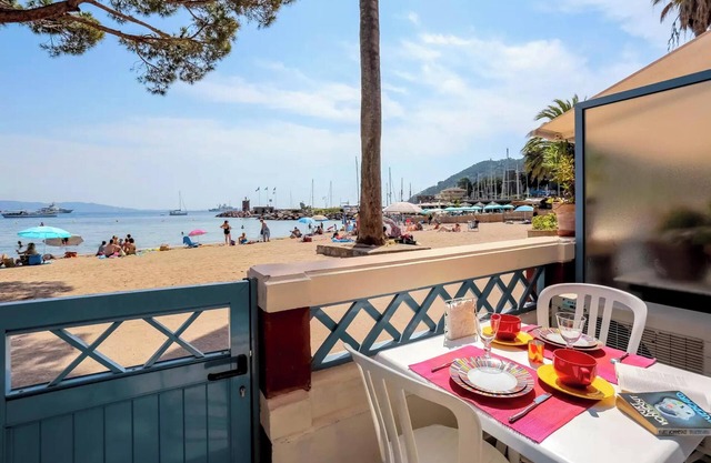 Homerez - Apartment in Théoule-sur-Mer.