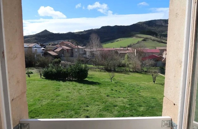 Homerez - Apartment in Tournemire