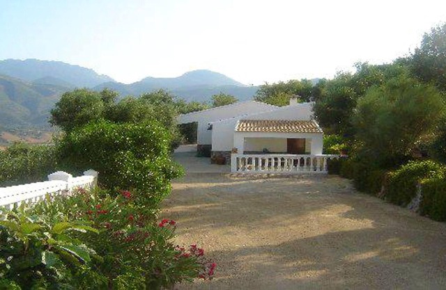 Homerez - Beautiful chalet for 4 ppl. with terrace at El Gastor