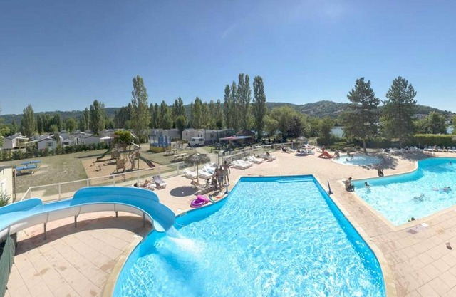 Homerez - Bungalow in Condrieu