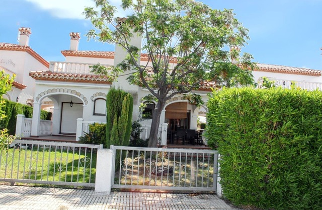 Homerez - Chalet in Miami Platja.