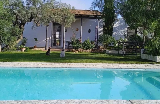 Homerez - Charming House in La Campana with Mountain View