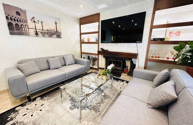 Homerez - Charming house in Annemasse with private garden