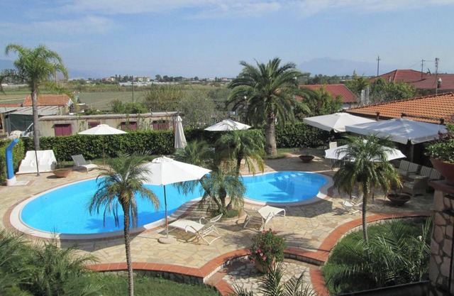 Homerez - Spacious Apartment in Lago, Mountain View