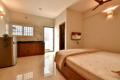 HomeSlice Brookefield, Luxury 1-Bedroom Apartment
