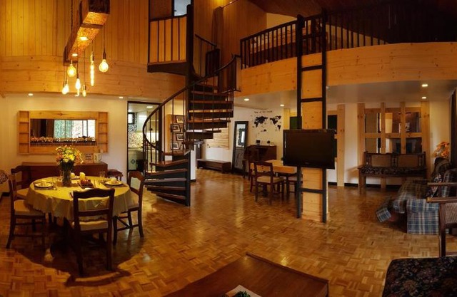 HOMESTAY DE MARQS - STYLISH and SPACIOUS 3 BEDROOM VACATION HOME