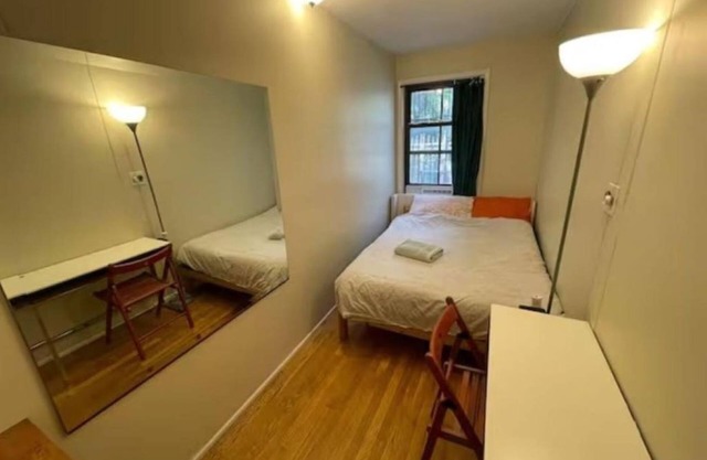 Homestay in townhouse centrally located in Williamsburg