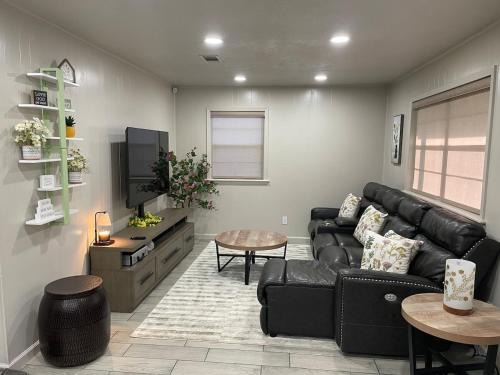 HomeSuite Cabin Relaxing Getaway Near Casino