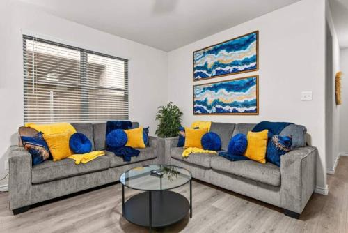 Homify360 - The Escape One Level Home Long Stay