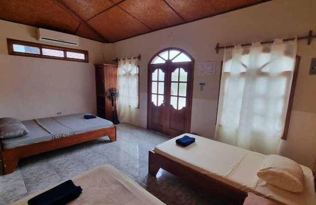 Hostal Neptuno - Poseidon