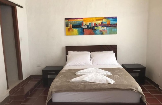 Hostal Rous San Gil