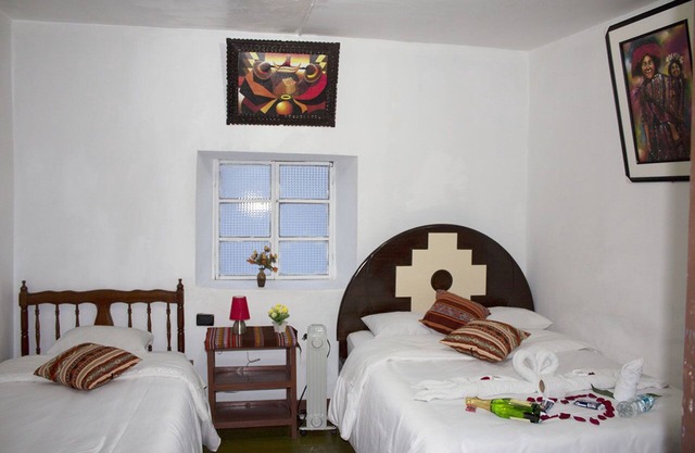 HOSTAL SAFE, CLEAN, RELIABLE AND VERY ECONOMIC, FOR FRIENDS AND FAMILIES