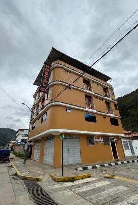 Hostal Tinkoj