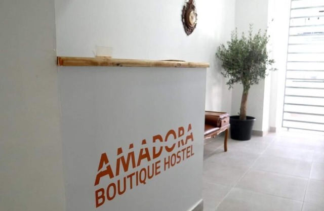 Hostel Acolhedor Situado no Coração da Amadora!