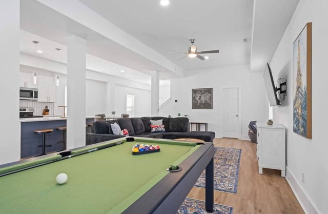 Hot Tub | 9 beds | Pet Friendly