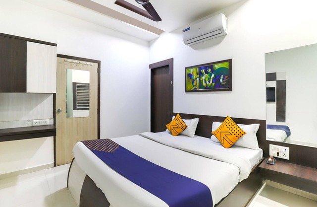 Hotel Atithi - Opposite Shreeji Hospital