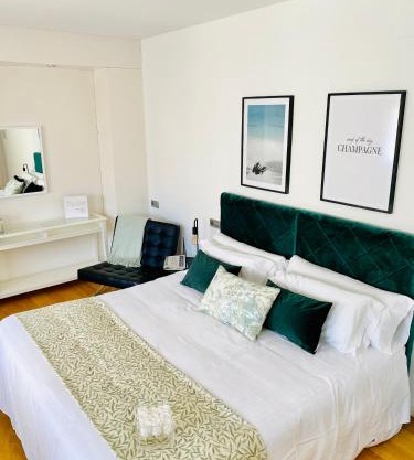 Hotel Carbonell