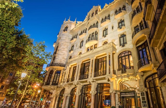 Hotel Casa Fuster G.L Monumento