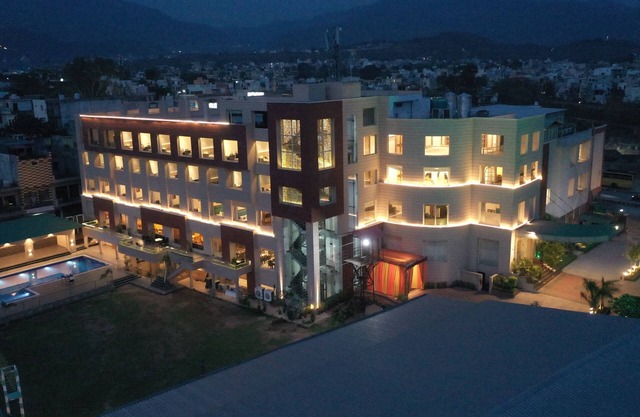Hotel Classic Residency