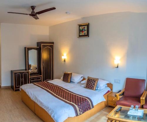 Hotel D'Zojila